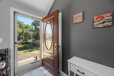 295 Sudbury Ln, Hyannis, MA 02601 - photo 4