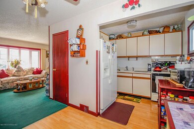 7 Kitchen 5