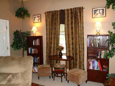 921 N Louisa Ave, Shawnee, OK 74801 - photo 6