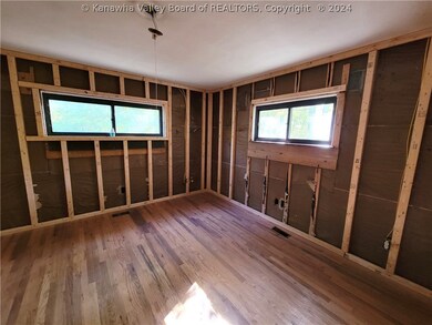 1933 Redstone Rd, Charleston, WV 25309 - photo 5