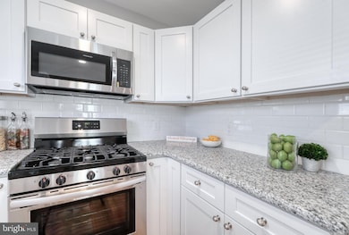 66 W Center Ave, Maple Shade, NJ 08052 - photo 7