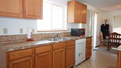 4 Kitchen