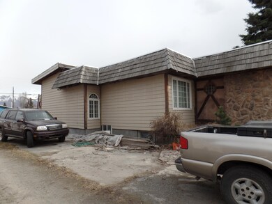 619 Bragaw St 2015-04-11 002