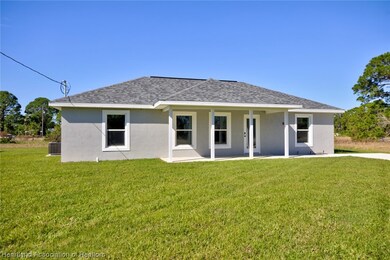 616 Summer Hill Dr, Lake Placid, FL 33852 - photo 3