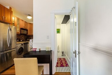 37 Revere St unit 7, Boston, MA 02114 - photo 7