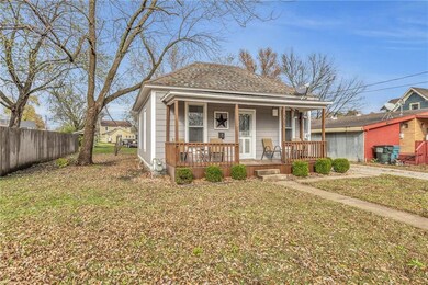 408 Martin Ave, Osawatomie, KS 66064 - photo 3