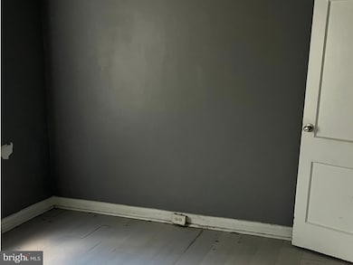 7525 Lange St, Baltimore, MD 21224 - photo 5