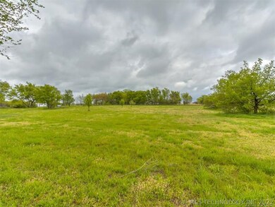 10535 N Sheridan Rd, Sperry, OK 74073 - photo 4