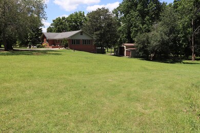 1305 Sycamore Dr, Manchester, TN 37355 - photo 3