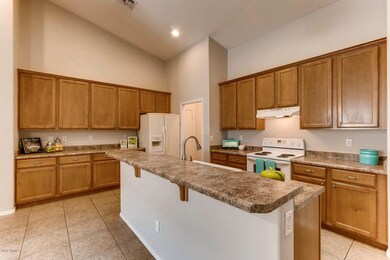 18587 E Pheasant Run Rd Queen-large-009-