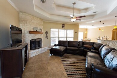 1212 Kyle Ln, Fredericksburg, TX 78624 - photo 3