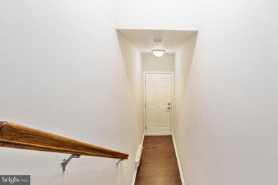 16878 Porters Inn Dr unit 52, Dumfries, VA 22026 - photo 6