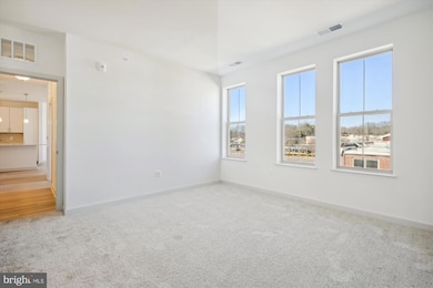 10755 Fairgrounds Dr unit 406, Fairfax, VA 22030 - photo 7