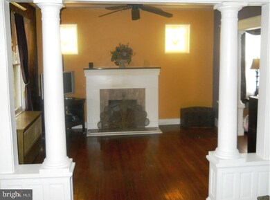 236 Mallow Hill Rd, Baltimore, MD 21229 - photo 4