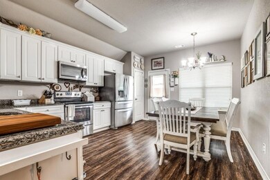 3005 S Cardinal St, Ennis, TX 75119 - photo 7