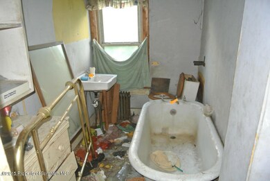 720 Eynon St, Scranton, PA 18504 - photo 6