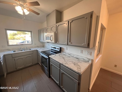 8141 E Daniella Cir, Tucson, AZ 85715 - photo 4