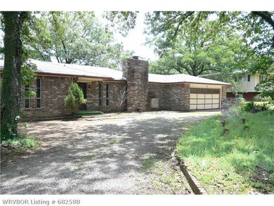 900 Woodland St, Muldrow, OK 74948 - photo 2