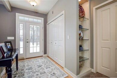 002-photo-foyer-6806919