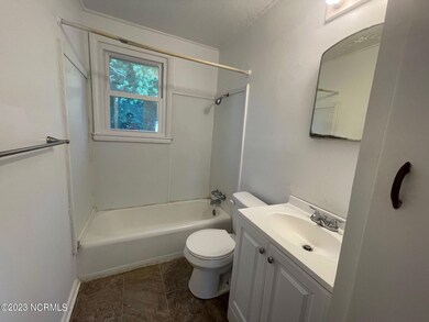 502 Williams St, Jacksonville, NC 28540 - photo 4