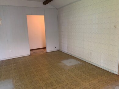 7754 Hereford St, Houston, TX 77087 - photo 3