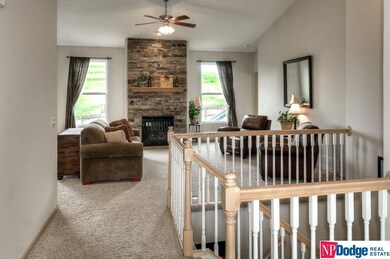 906 Summit Ridge Dr, Papillion, NE 68046 - photo 5