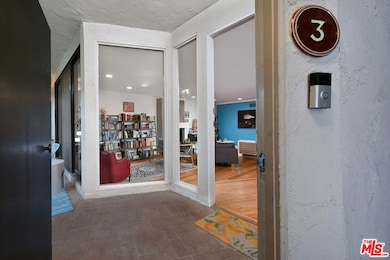 11687 Bellagio Rd unit 3, Los Angeles, CA 90049 - photo 5