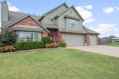 1404 W Waco St, Broken Arrow, OK 74011 - photo 2