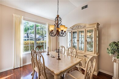 FORMAL DINING AREA