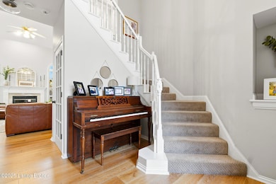 10714 Worthington Ln, Prospect, KY 40059 - photo 7