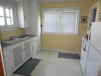 111 Linwood Ave, North Tonawanda, NY 14120 - photo 4