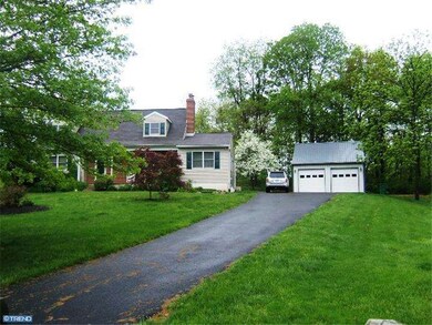 107 Amy Ln, Perkiomenville, PA 18074 - photo 2