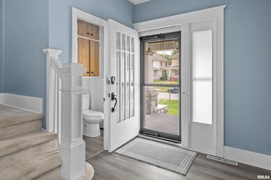 1210 W 17th St, Davenport, IA 52804 - photo 5