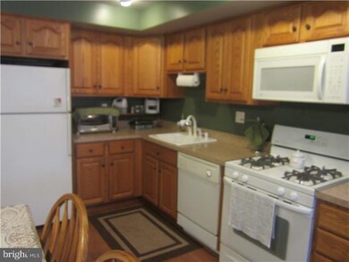 844 Andover Rd, Lansdale, PA 19446 - photo 2