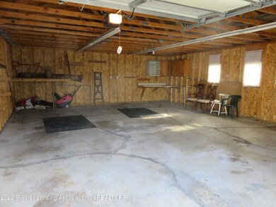 5313 Hughes Rd, Lansing, MI 48911 - photo 4
