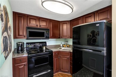 780 10th Ave S unit 24, Naples, FL 34102 - photo 6