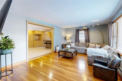 141 4th St, Providence, RI 02906 - photo 4