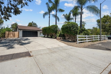 1201 Branding Iron Cir unit 3, Vista, CA 92081 - photo 4