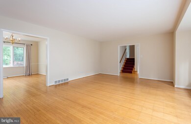 515 Forest Hills Cir, Devon, PA 19333 - photo 6