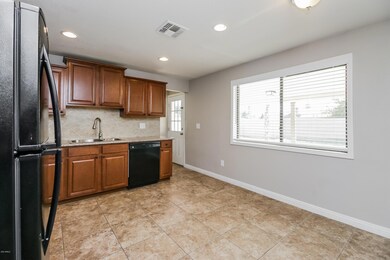 7459 E Capri Ave unit 1, Mesa, AZ 85208 - photo 5