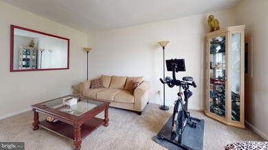 3105 Woodlands Dr unit 7, Mays Landing, NJ 08330 - photo 2