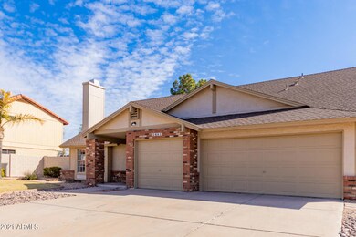 Large 3 Car Garage