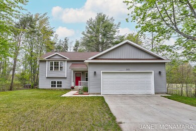 15695 Riley St, Holland, MI 49424 - photo 2