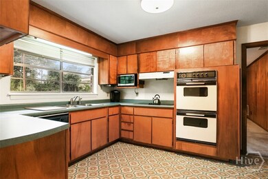 1405 Bellview Dr, Savannah, GA 31406 - photo 3