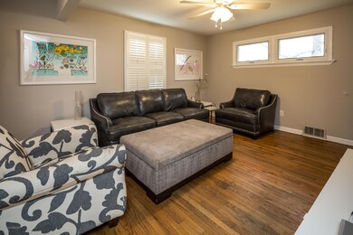 07_Family Room