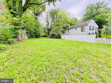 614 Capitol Heights Blvd, Capitol Heights, MD 20743 - photo 2