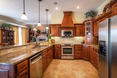 1402 N Rockingham Ave, Nixa, MO 65714 - photo 6