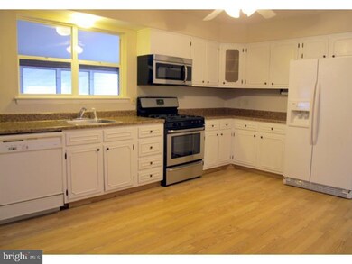 108 Collins Dr, Cherry Hill, NJ 08003 - photo 5