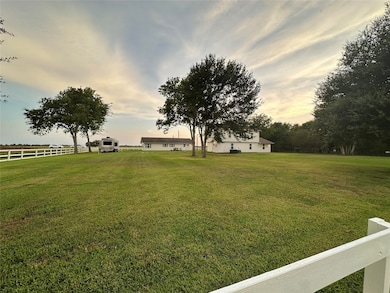 518 Anton Stade Rd, Rosenberg, TX 77471 - photo 3