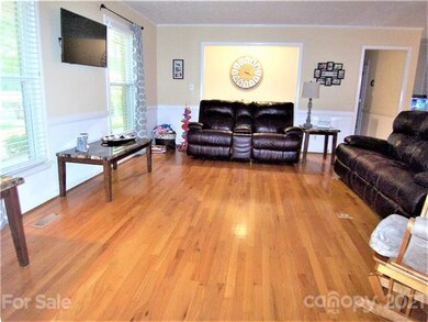 1220 Donna Dr, Shelby, NC 28152 - photo 7